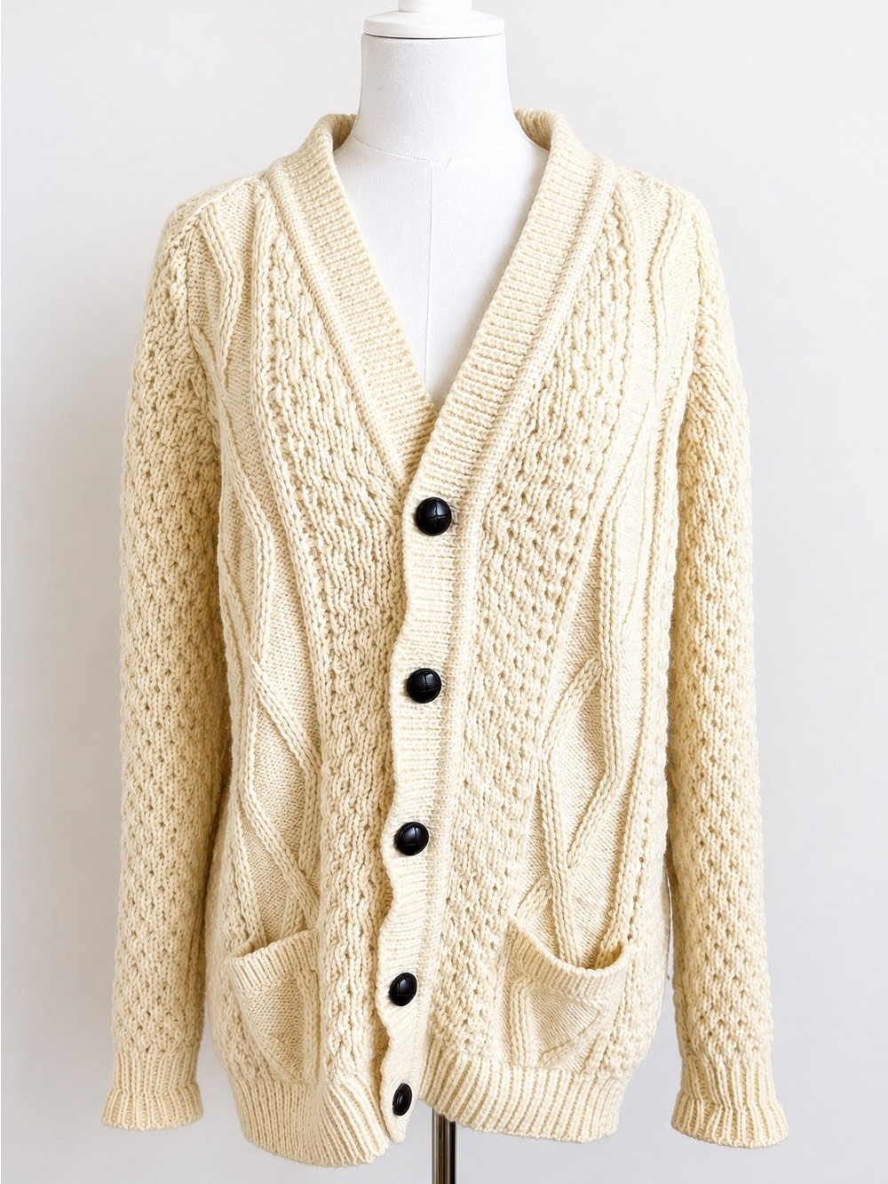 Vintage Cladyknit Donegal Handcraft Irish Wool Cable Knit Cardigan Sweater 42